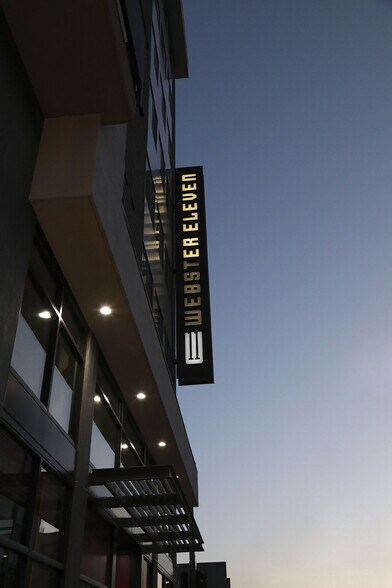 More Photos Of 1100 Webster St, Oakland Apartments For Lease