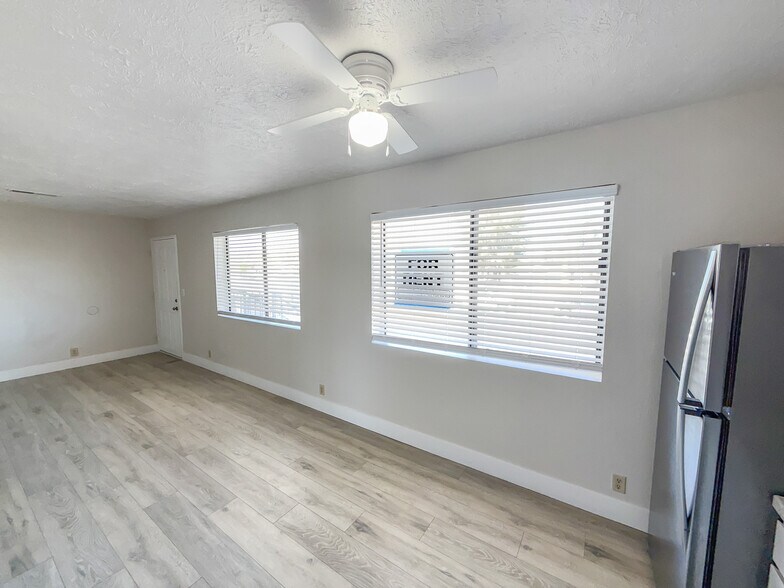 More Photos Of 126 E 1st North St, Mesquite Multifamily For Sale