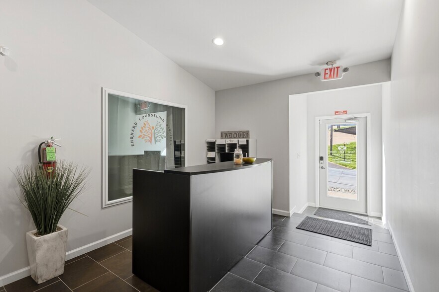More Photos Of 3601 Commerce Dr, Arnold Office For Sale