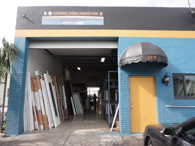 More Photos Of 319 SW 13th Ave, Pompano Beach Light Distribution For Lease