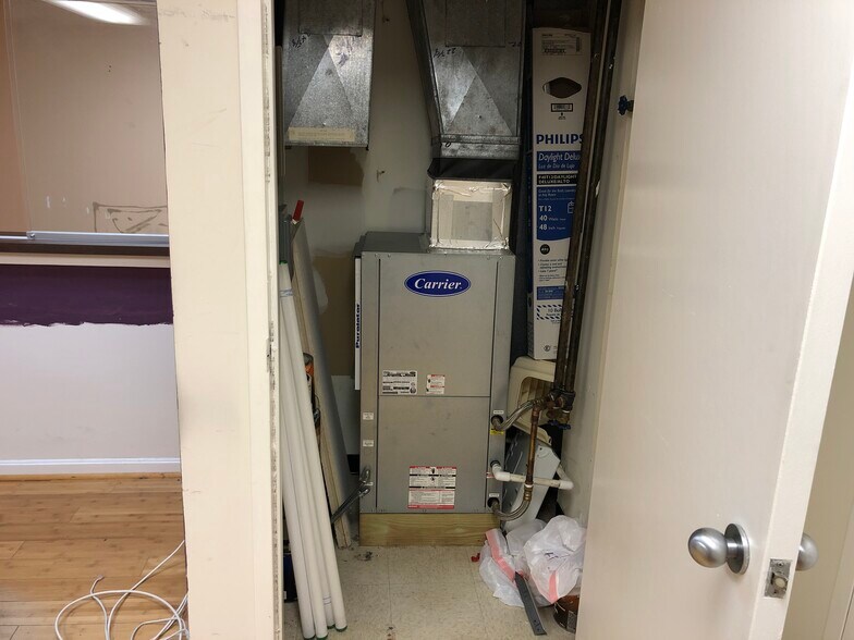 More Photos Of 611 S Carlin Springs Rd, Arlington Medical For Lease