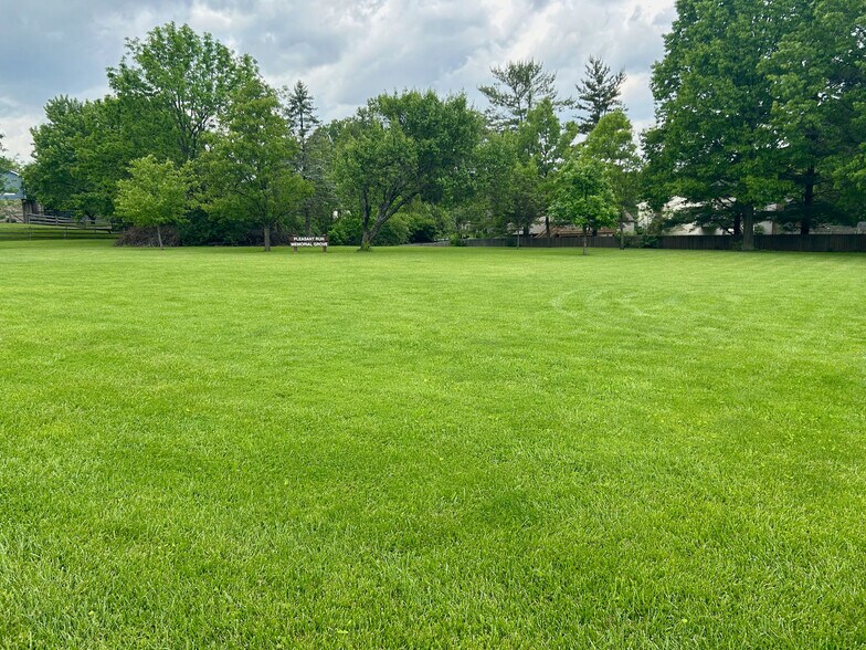 More Photos Of 11565 Pippin Rd, Cincinnati Religious Facility For Sale