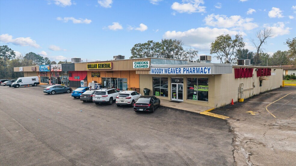 More Photos Of 2726 W Gentry Pky, Tyler General Retail For Sale
