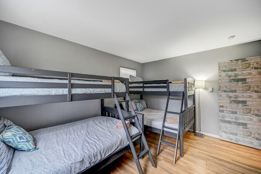 More Photos Of 298 Learn Rd, Tannersville Flex For Sale