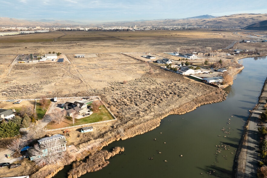 More Photos Of Pembroke Ln, Reno Land For Lease