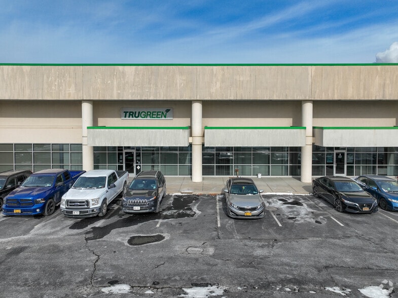 More Photos Of 5-7 Todd Ct, Yaphank Light Distribution For Lease