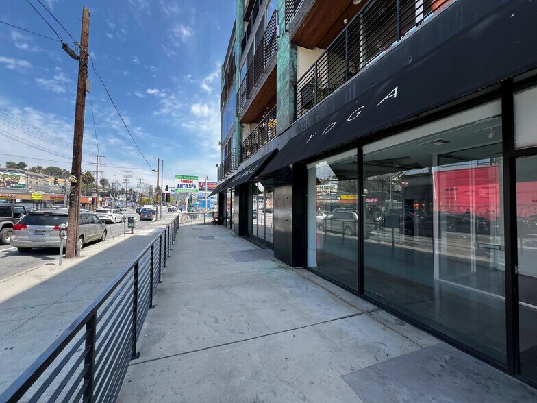 More Photos Of 1030 N Alvarado St, Los Angeles Apartments For Lease