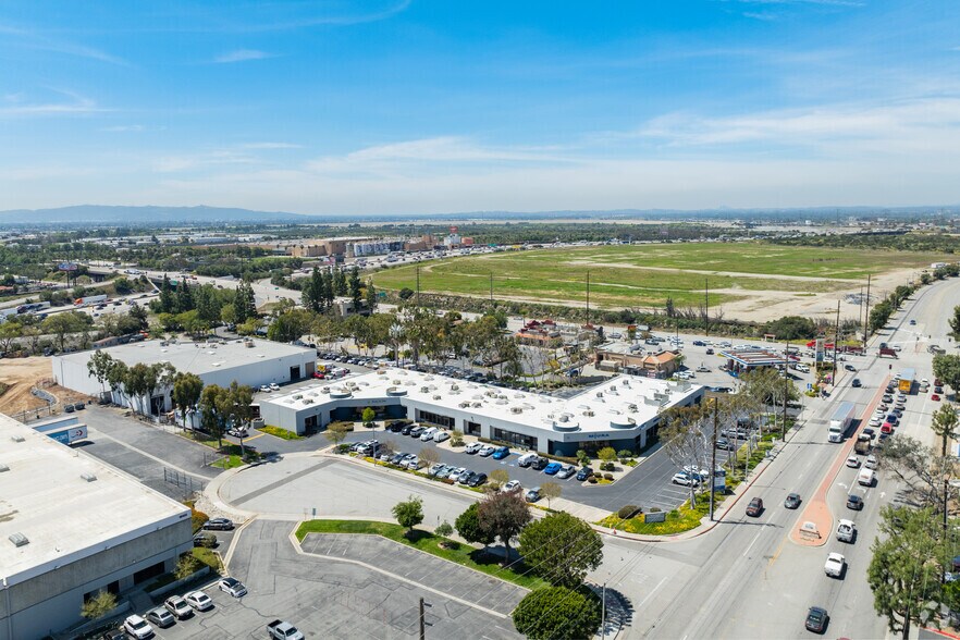 More Photos Of 6627 N Calle Eva Miranda, Irwindale Light Manufacturing For Lease