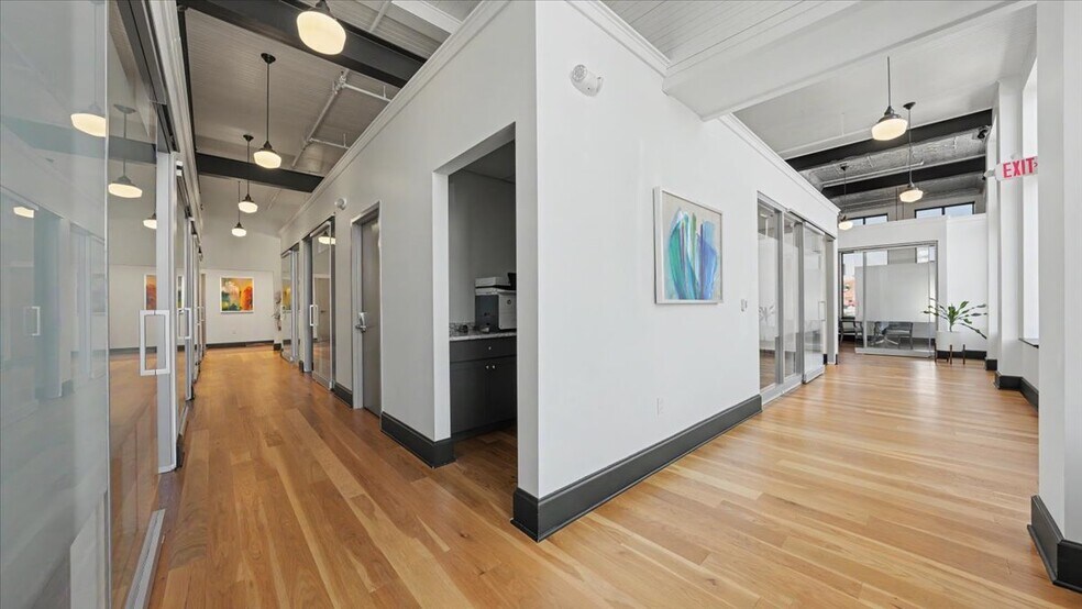 More Photos Of 102 Walnut St, Winona Office Residential For Sale