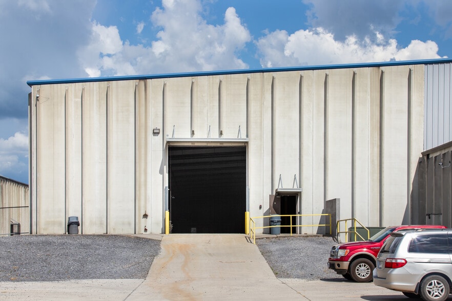 More Photos Of 1001 Enterprise Dr, Dalton Warehouse For Sale