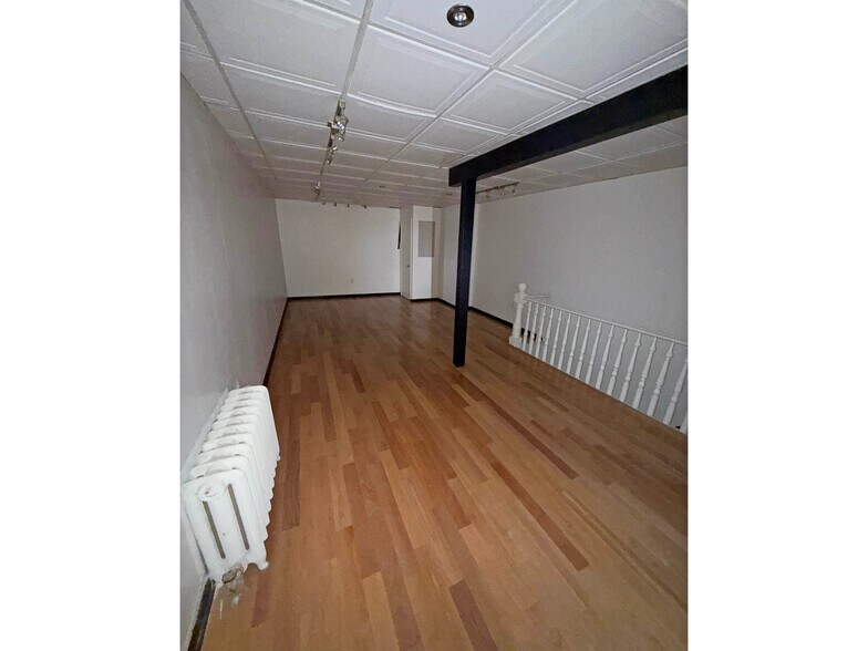 More Photos Of 893-895 N Howard St, Baltimore Storefront For Sale