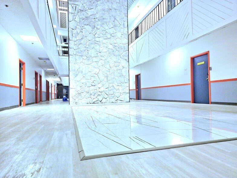 More Photos Of 4319 Covington Hwy, Decatur Medical For Lease