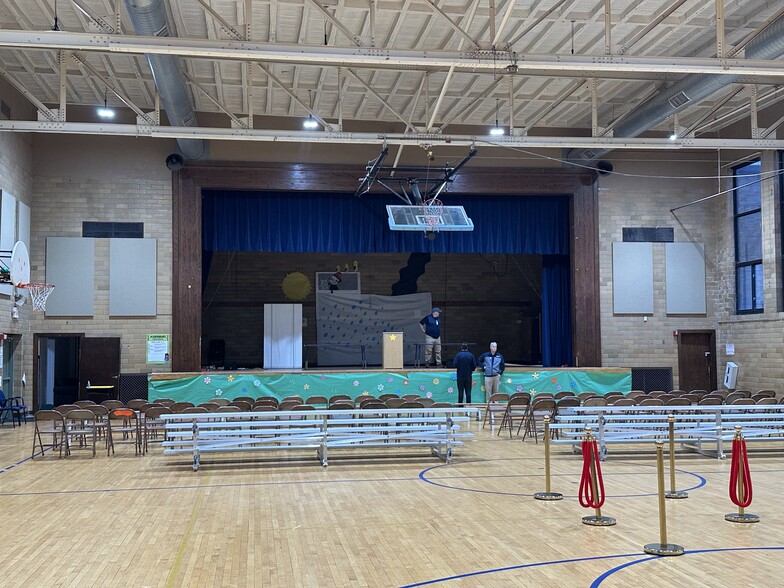 More Photos Of 5421 THEKLA Ave, Saint Louis Schools For Sale