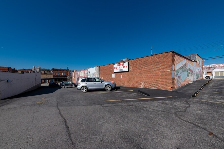 More Photos Of , Fairmont Unknown For Sale