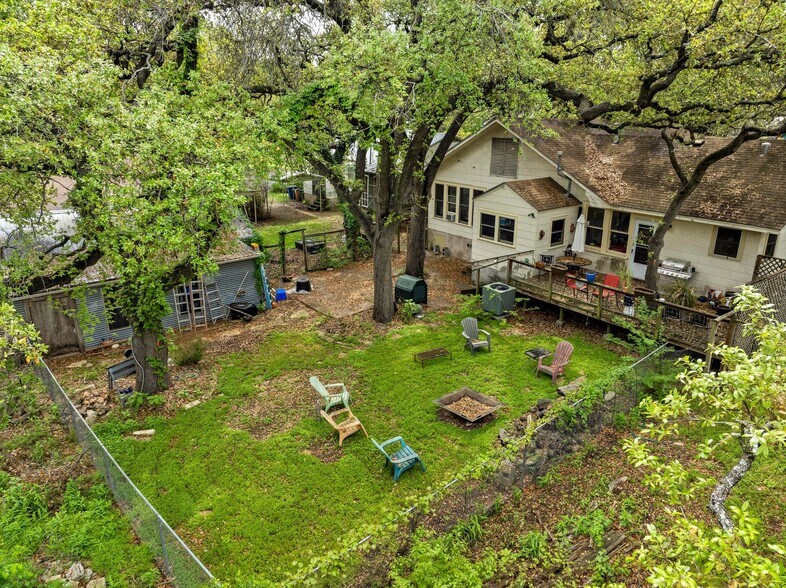 More Photos Of 302 Park Ln, Austin Land For Sale