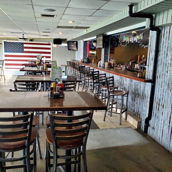 More Photos Of 203 Nanticoke Rd, Essex Restaurant For Sale