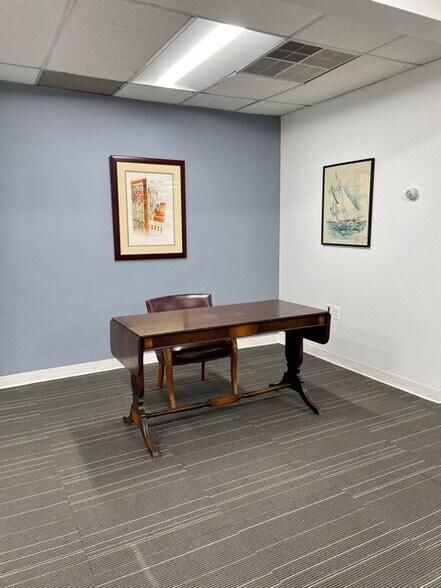 More Photos Of 225-231 E Redwood St, Baltimore Office For Lease