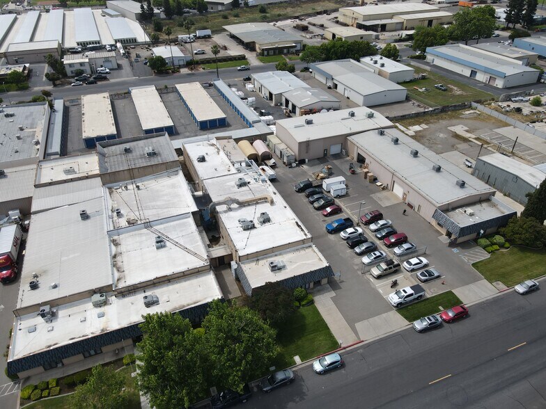 More Photos Of 579 Armstrong Way, Oakdale Industrial For Sale