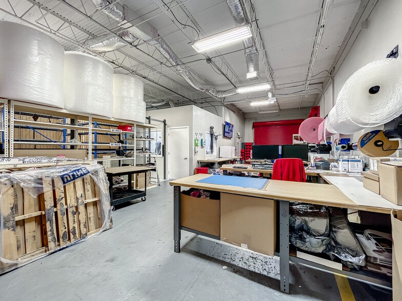 More Photos Of 2550 NW 4th Ct, Fort Lauderdale Warehouse For Sale