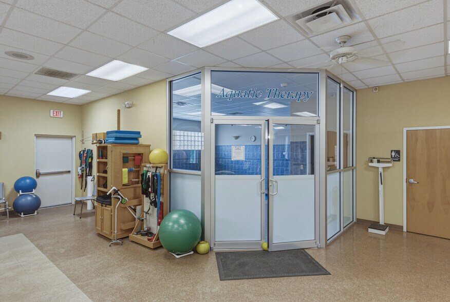 More Photos Of 1214 W Reynolds St, Plant City Office For Sale