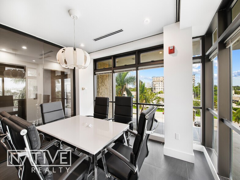 More Photos Of 910 SE 17th St, Fort Lauderdale Office For Lease