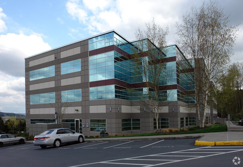 More Photos Of 11241 Willows Rd NE, Redmond Office For Lease