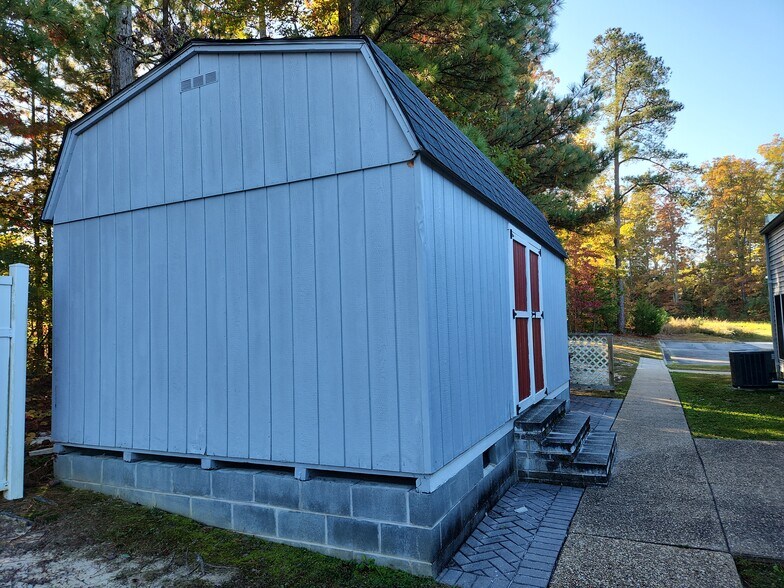 More Photos Of 3121 E Boundary Ct, Midlothian Office For Sale