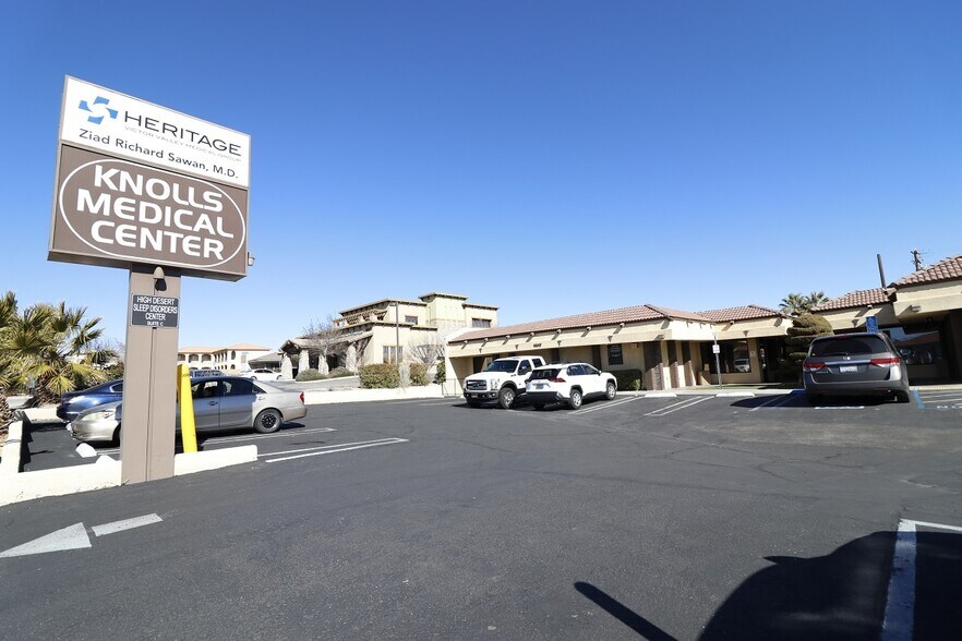 More Photos Of 16017 Tuscola Rd, Apple Valley Medical For Lease