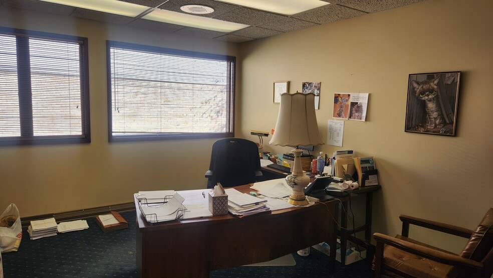 More Photos Of 155 Plymouth Rd, Saginaw Office For Sale