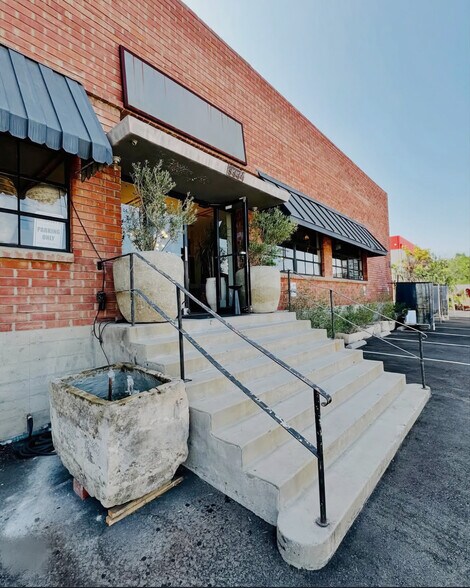 More Photos Of 3334 S La Cienega Pl, Los Angeles Warehouse For Lease