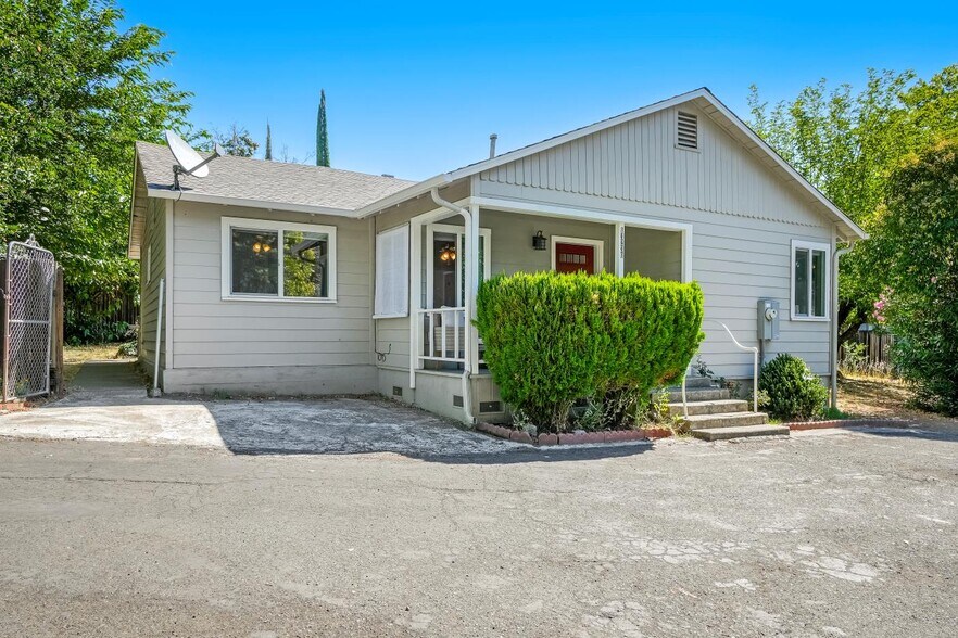 More Photos Of 13240 US-101, Hopland Land For Sale