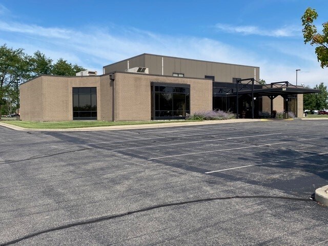 More Photos Of 790 Creekview Dr, Columbus Medical For Sale