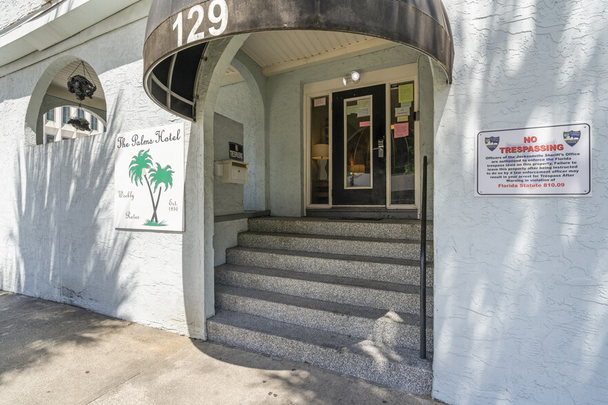 More Photos Of 129 N Market St, Jacksonville Multifamily For Sale