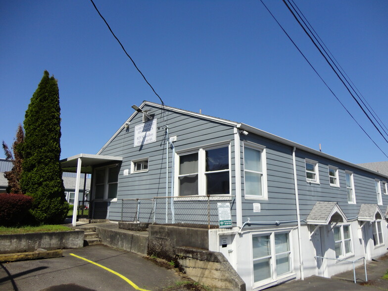 Primary Photo Of 8125 NE Mallory Ave, Portland Apartments For Sale