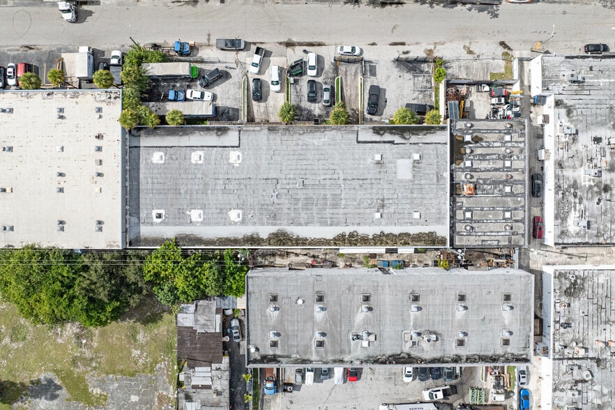 More Photos Of 960-990 NW 10th Ave, Fort Lauderdale Warehouse For Lease