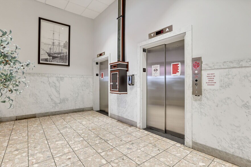 More Photos Of 301 Broadway, Lorain Hotel For Lease