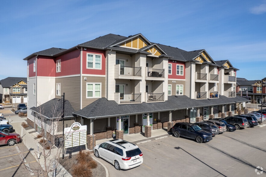 More Photos Of 101 Sunset Dr, Cochrane Unknown For Lease