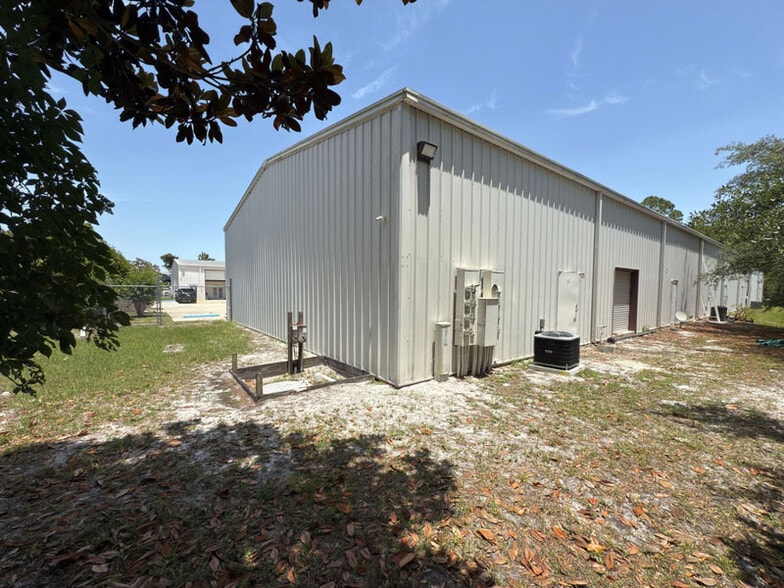 More Photos Of 205 Waler Way, Saint Augustine Warehouse For Sale