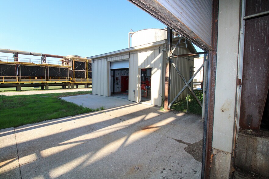 More Photos Of 6059 159th St, Galva Food Processing For Sale