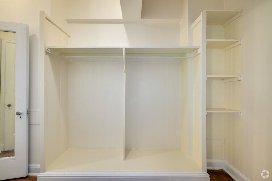 More Photos Of 135 S 20th St, Philadelphia Apartments For Lease