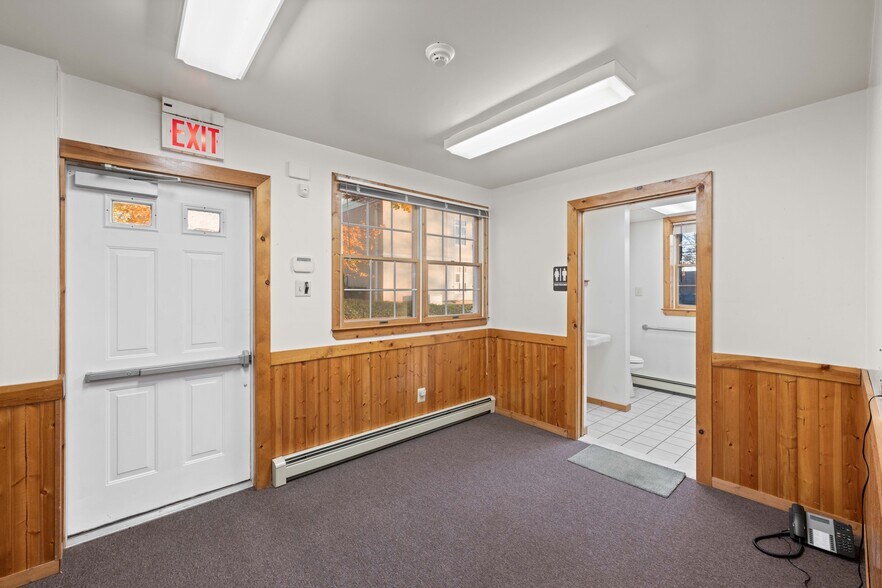 More Photos Of 123 W Main St, Trappe Medical For Sale