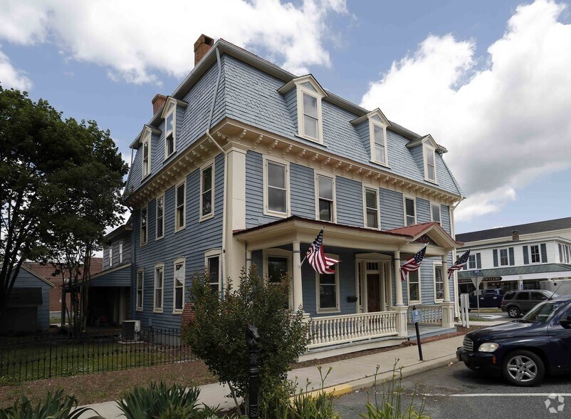 Primary Photo Of 28 The Cir, Georgetown Coworking Space