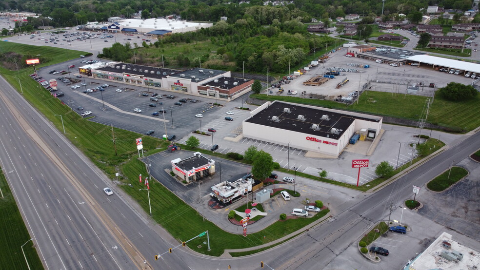More Photos Of 309-319 Homer M Adams Pky, Alton General Retail For Lease