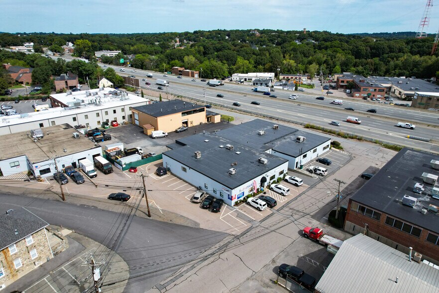 More Photos Of 15-19 Kearney Rd, Needham Flex For Lease