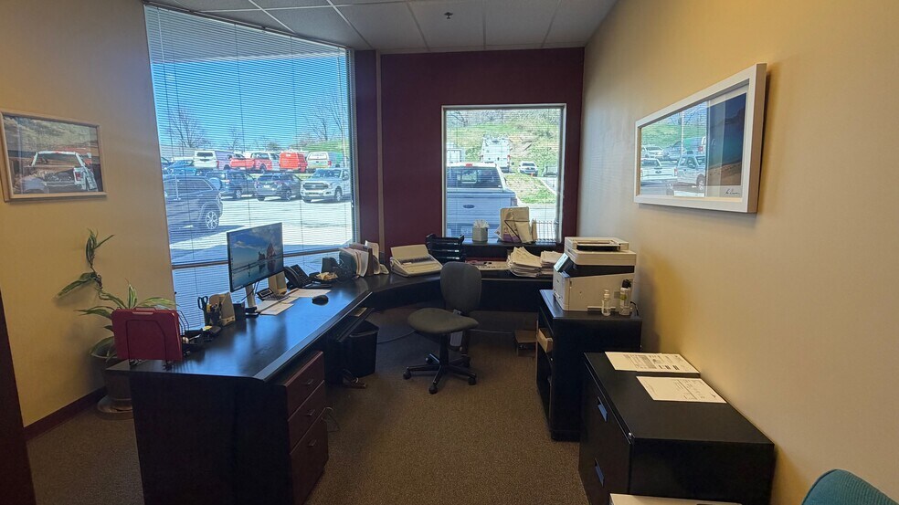 More Photos Of 901 S Bolmar St, West Chester Light Manufacturing For Lease
