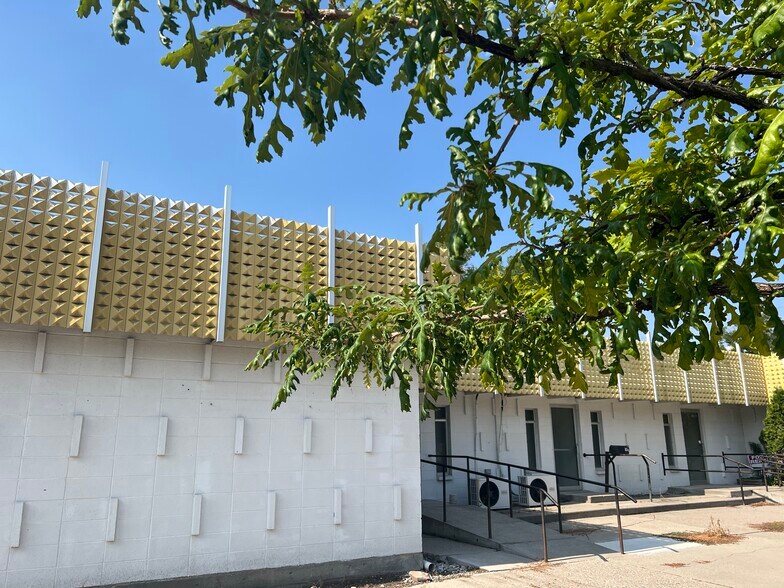 Primary Photo Of 236 E Glendale St, Dillon Office For Sale