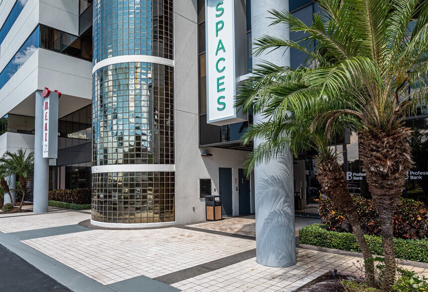 More Photos Of 980 N Federal Hwy, Boca Raton Office For Lease