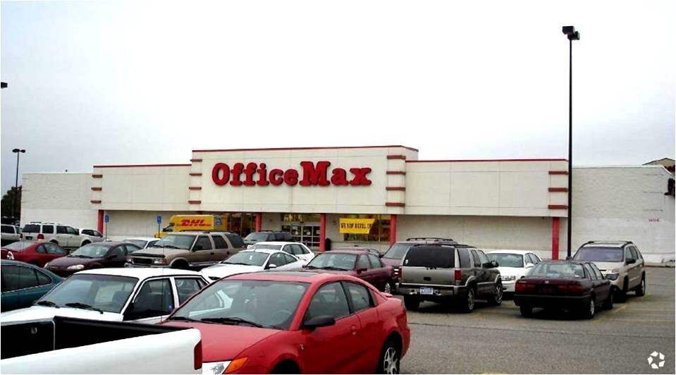 More Photos Of 1806 Airport Rd, Midland Freestanding For Sale