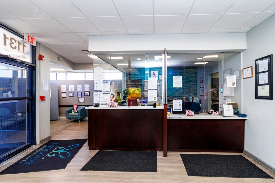 More Photos Of 1131 Broadway St, Buffalo Office For Sale