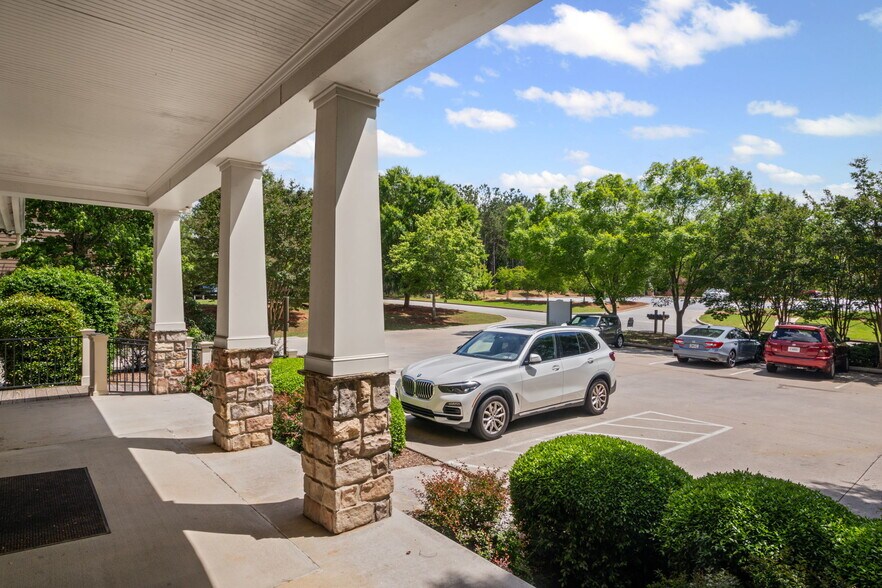 More Photos Of 160 Greencastle Rd, Tyrone Office For Lease